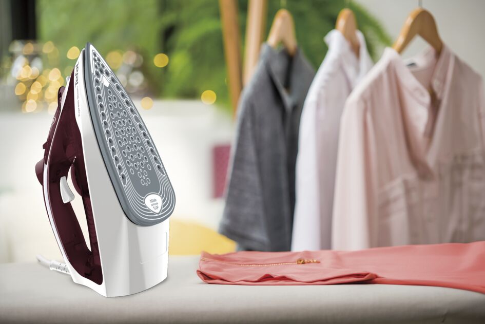 Tefal Express Steam Ceramic Soleplate Iron 270ml 2600W (Red) FV2869 Powerful, Anti-Drip, Enhanced Safety, Convenient, Easy-to-Use